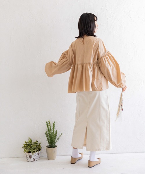 Mysa&Liina（ミーサリーナ）の「ペプラムコットンブラウス（シャツ/ブラウス・レディース・ブラック/ベージュ/オフホワイト/ブルー・M）」の8枚目の写真