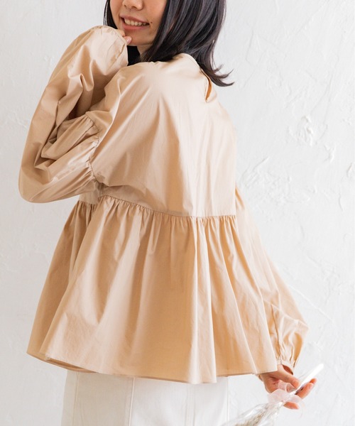 Mysa&Liina（ミーサリーナ）の「ペプラムコットンブラウス（シャツ/ブラウス・レディース・ブラック/ベージュ/オフホワイト/ブルー・M）」の9枚目の写真