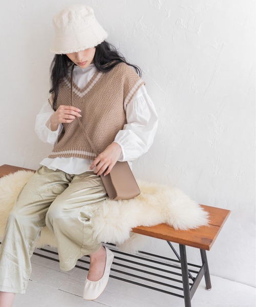 Mysa&Liina（ミーサリーナ）の「ペプラムコットンブラウス（シャツ/ブラウス・レディース・ブラック/ベージュ/オフホワイト/ブルー・M）」の22枚目の写真