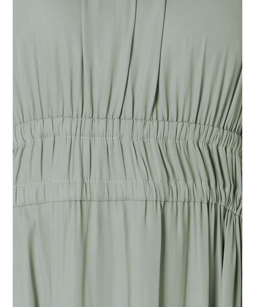 LAGUNAMOON(ラグナムーン)の「サテンウエストギャザーワンピース(ワンピース・レディース・ブラック/オリーブ/アイボリー・SMALL/MEDIUM)」の12枚目の写真