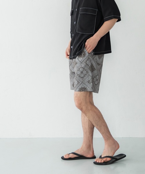 coca（coca）（コカ）の「バンダナプリントツイルハーフパンツ（その他パンツ・メンズ・ホワイト/カーキ/ブラック・M/L）」の7枚目の写真