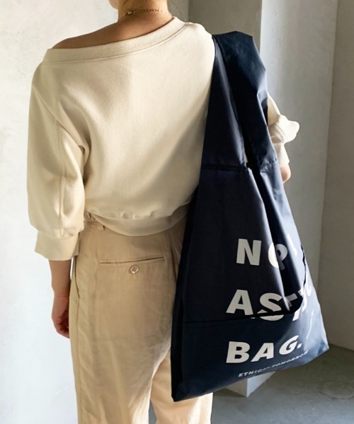 CASA FLINE（カーサフライン）の「【ETHICALTOMORROW】再生PETのBAGでNO PLASTICを叫ぶBAG（エコバッグ/サブバッグ・レディース・ホワイト/チャコールグレー/ライトグレー/ブラック/ネイビー/グレー/レッド/カーキ/オレンジ/ライトブルー/ブルー/ベージュ・FREE）」の9枚目の写真