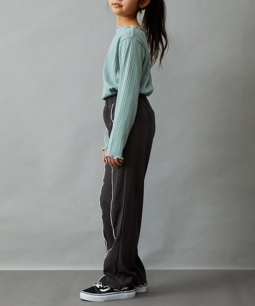 ＆yam（アンドヤム）の「配色メローランダムリブパンツ（その他パンツ・キッズ・ブルー/ブラック/ホワイト/ベージュ/グレー/オレンジ/グリーン/パープル・130-140cm/140-150cm/150-160cm/120-130cm/110-120cm）」の18枚目の写真