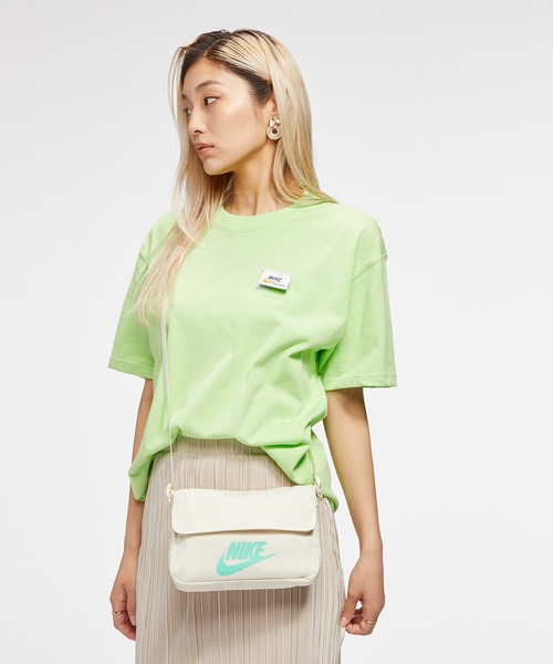 【NIKE】★ナイキスポーツウェア フューチュラ365クロスボディ★ NIKE（ナイキ）の「ナイキ スポーツウェア ウィメンズ