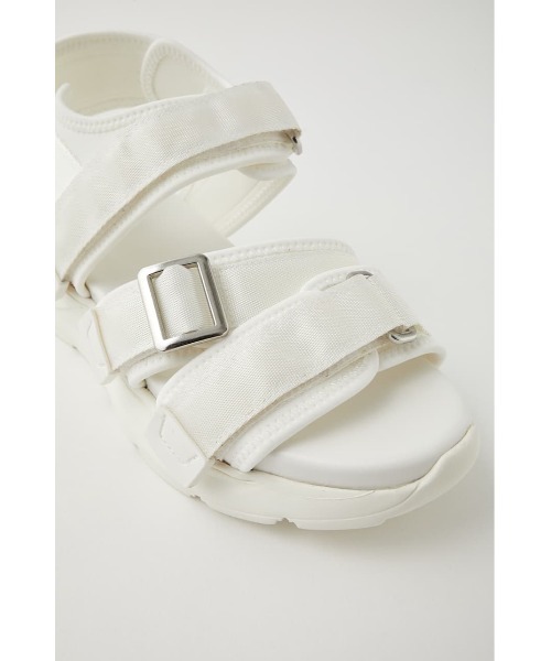 MOUSSY(マウジー)の「STRAP サンダル(サンダル・レディース・ブラウン/オフホワイト/オレンジ/ブラック・SMALL/LARGE/MEDIUM)」の9枚目の写真