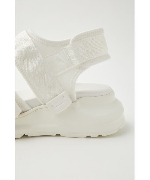 MOUSSY(マウジー)の「STRAP サンダル(サンダル・レディース・ブラウン/オフホワイト/オレンジ/ブラック・SMALL/LARGE/MEDIUM)」の11枚目の写真