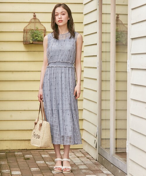 セール 洗える マーガレットブーケ ワンピース ワンピース Feroux フェルゥ のファッション通販 Zozotown