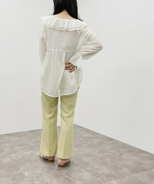 apres jour mignon（アプレジュールミニョン）の「ラメシアーラッフルブラウス 【ZOZOTOWN限定アイテム】（シャツ/ブラウス・レディース・ブラック/ベージュ/アイボリー・フリー/X-LARGE）」の20枚目の写真