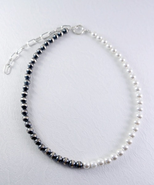 HERGO（ハーゴ）の「HERGO ハーゴ / Bicolor Pearl Necklace バイカラーパールネックレス / her-n011（ネックレス・メンズ・ホワイト×ブラック・FREE）」の3枚目の写真