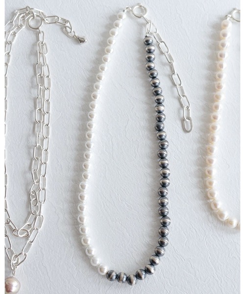 HERGO（ハーゴ）の「HERGO ハーゴ / Bicolor Pearl Necklace バイカラーパールネックレス / her-n011（ネックレス・メンズ・ホワイト×ブラック・FREE）」の8枚目の写真