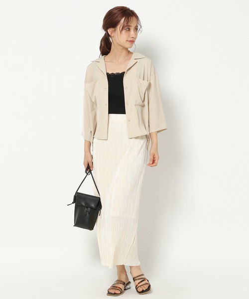 mysty woman（ミスティウーマン）の「サテン開襟シャツ 950562（シャツ/ブラウス・レディース・ベージュ/グレイッシュブルー/テラコッタ・FREE）」の14枚目の写真