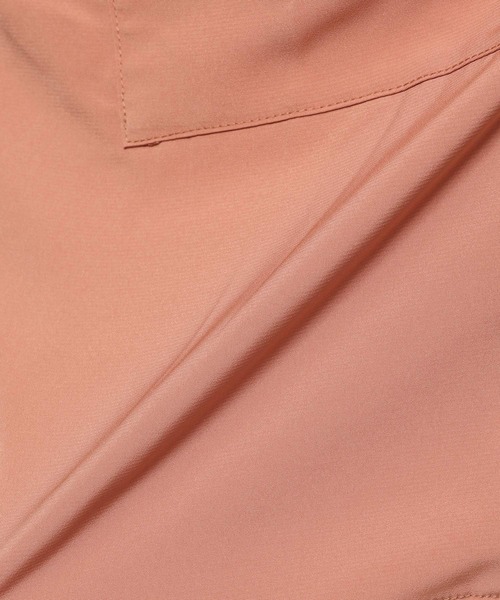 mysty woman（ミスティウーマン）の「サテン開襟シャツ 950562（シャツ/ブラウス・レディース・ベージュ/グレイッシュブルー/テラコッタ・FREE）」の17枚目の写真