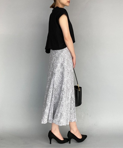 PICCIN（ピッチン）の「ワッシャーバックフリルブラウス（シャツ/ブラウス・レディース・ブラック/イエロー・M）」の15枚目の写真