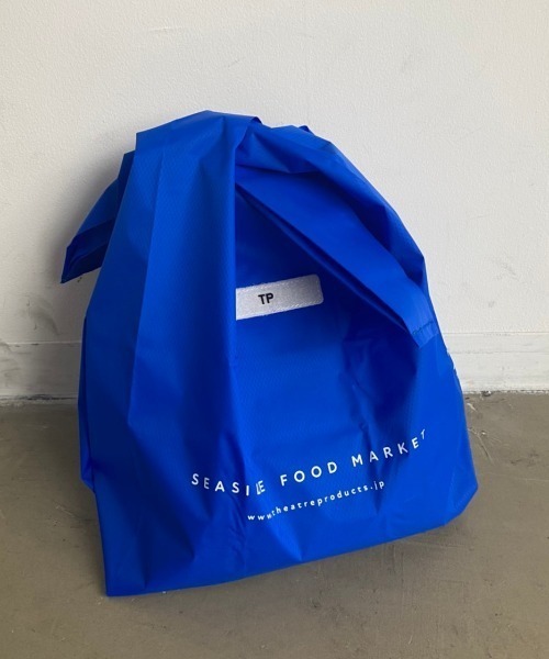 THEATRE PRODUCTS（シアタープロダクツ）の「SEA SIDE MARCHE BAG-Ｓ-（エコバッグ/サブバッグ・レディース・ブルー/ホワイト/ブラック・FREE）」の14枚目の写真