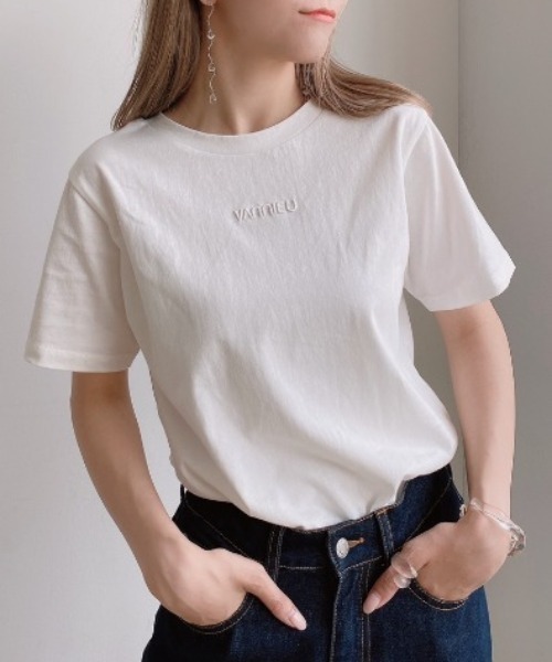 VANNIE U(ヴァニーユー)の「ぷっくりミニ刺繍ロゴTシャツ(Tシャツ/カットソー・レディース・ホワイト/ブラック・FREE)」の20枚目の写真