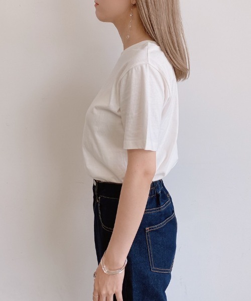 VANNIE U(ヴァニーユー)の「ぷっくりミニ刺繍ロゴTシャツ(Tシャツ/カットソー・レディース・ホワイト/ブラック・FREE)」の16枚目の写真