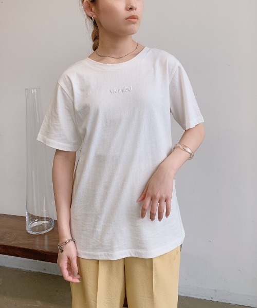 VANNIE U(ヴァニーユー)の「ぷっくりミニ刺繍ロゴTシャツ(Tシャツ/カットソー・レディース・ホワイト/ブラック・FREE)」の17枚目の写真