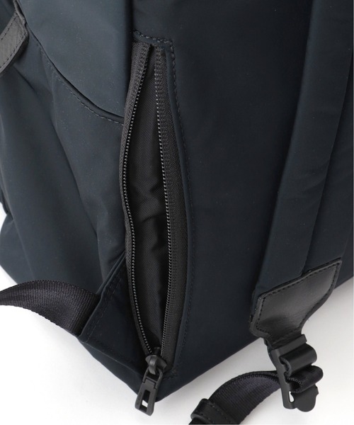 EDIFICE（エディフィス）の「【PELLE MORBIDA / ペッレ モルビダ】ナイロンデイパック（バックパック/リュック・メンズ・チャコールグレー/ネイビー・FREE）」の11枚目の写真