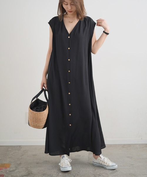 ショルダータックロングワンピース