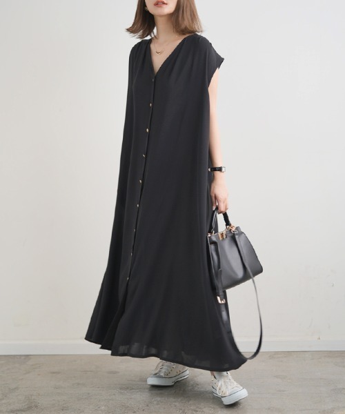 ショルダータックロングワンピース