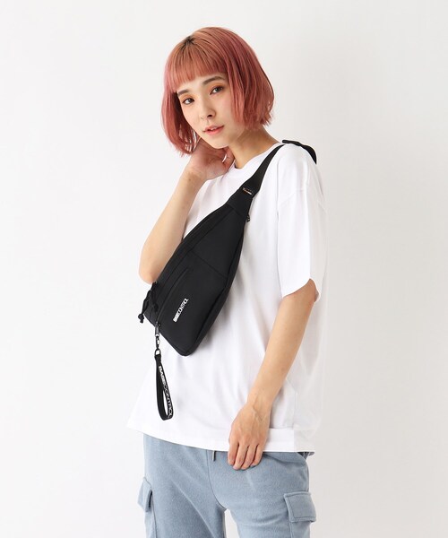 CORDURA（コーデュラ）の「◆CORDURA(R)コーデュラ・リサイクルヘザー ロゴ刺繍ミニショルダー ボディバッグ（ボディバッグ/ウエストポーチ・レディース・ブラック/ダークグレー/ブラック系・99）」の2枚目の写真