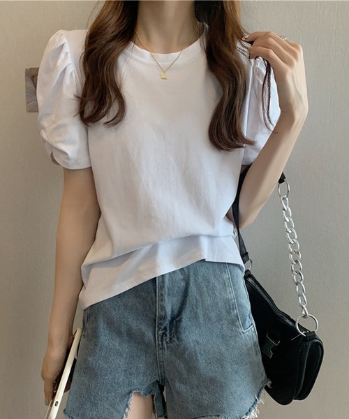 Lea sienna(リーシェンナ)の「パフスリーブのシンプルカットソー(Tシャツ/カットソー・レディース・ホワイト/ブラック/ピンク/イエロー/ブルー・ONESIZE)」の8枚目の写真