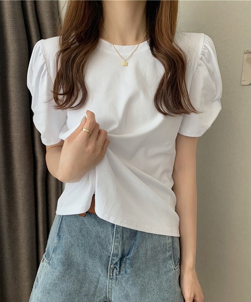 Lea sienna(リーシェンナ)の「パフスリーブのシンプルカットソー(Tシャツ/カットソー・レディース・ホワイト/ブラック/ピンク/イエロー/ブルー・ONESIZE)」の6枚目の写真
