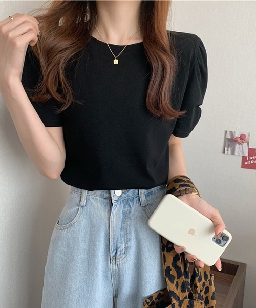 Lea sienna(リーシェンナ)の「パフスリーブのシンプルカットソー(Tシャツ/カットソー・レディース・ホワイト/ブラック/ピンク/イエロー/ブルー・ONESIZE)」の14枚目の写真