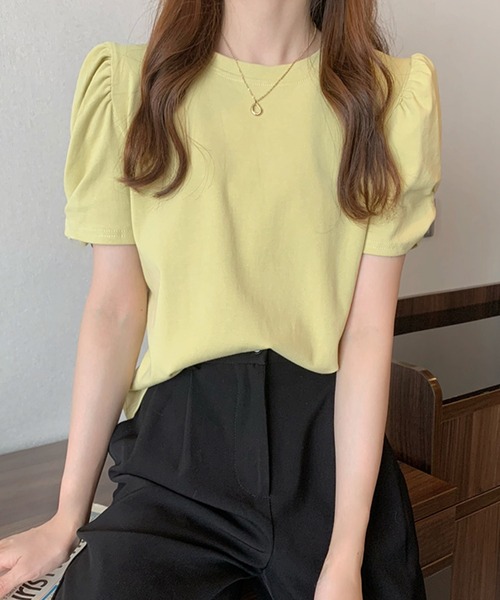 Lea sienna(リーシェンナ)の「パフスリーブのシンプルカットソー(Tシャツ/カットソー・レディース・ホワイト/ブラック/ピンク/イエロー/ブルー・ONESIZE)」の21枚目の写真