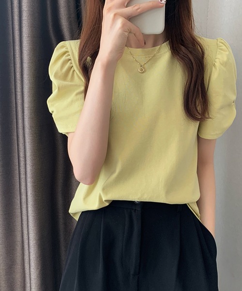 Lea sienna(リーシェンナ)の「パフスリーブのシンプルカットソー(Tシャツ/カットソー・レディース・ホワイト/ブラック/ピンク/イエロー/ブルー・ONESIZE)」の16枚目の写真