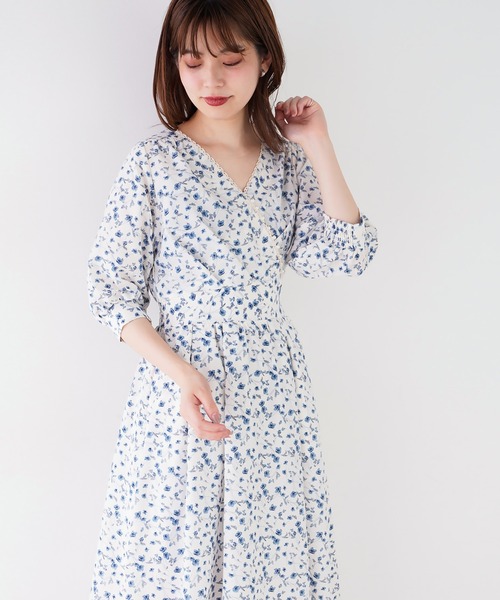 natural couture（ナチュラルクチュール）の「osonoオリジナルフラワーワンピース（ワンピース・レディース・アイボリー/ミント・FREE）」の4枚目の写真