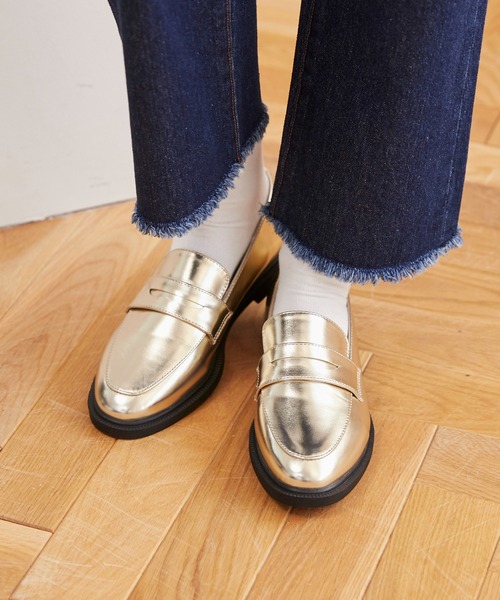 ANGIE（アンジー）の「ビットローファー/コインローファー（ローファー・レディース・ブラック/ダークブラウン/ブラウン/アイボリー/グリーン系その他/ブラック系その他/ブラウン系その他/シルバー/ゴールド・SMALL/MEDIUM/LARGE/X-LARGE）」の9枚目の写真