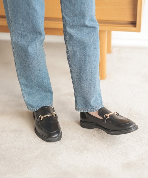 ANGIE（アンジー）の「ビットローファー/コインローファー（ローファー・レディース・ブラック/ダークブラウン/ブラウン/アイボリー/グリーン系その他/ブラック系その他/ブラウン系その他/シルバー/ゴールド・SMALL/MEDIUM/LARGE/X-LARGE）」の17枚目の写真