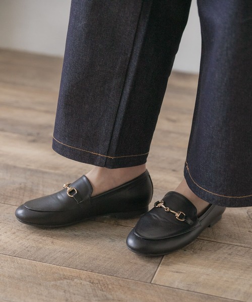 ITEMS URBANRESEARCH(アイテムズ アーバンリサーチ)の「ビットローファー(ローファー・レディース・ブラウン/ブラック・MEDIUM/SMALL/LARGE)」の4枚目の写真