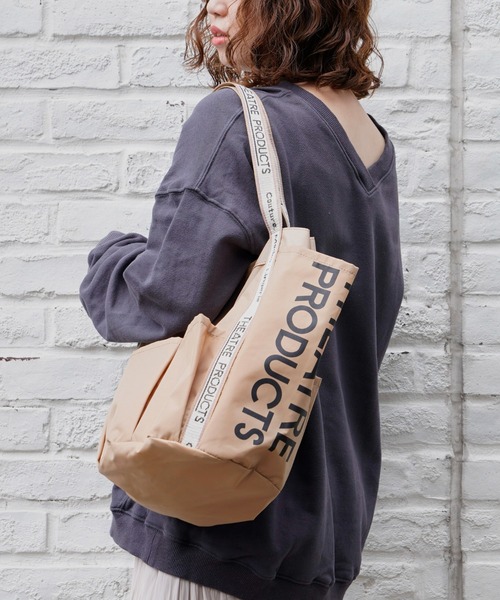 THEATRE PRODUCTS（シアタープロダクツ）の「THEATRE PRODUCTS / Dailyrusset別注ナイロンガーデントートバッグ（トートバッグ・レディース・ブラック/ベージュ/グレー・FREE）」の3枚目の写真