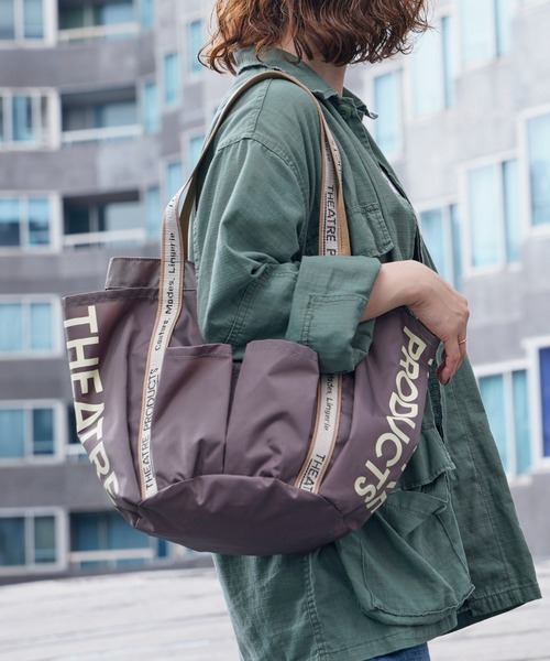 THEATRE PRODUCTS（シアタープロダクツ）の「THEATRE PRODUCTS / Dailyrusset別注ナイロンガーデントートバッグ（トートバッグ・レディース・ブラック/ベージュ/グレー・FREE）」の6枚目の写真