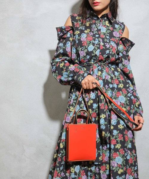 jouetie（ジュエティ）の「【jouetie/ジュエティ】カラーエッジ　ミニトートバッグ（ショルダーバッグ・レディース・ブラック/ダークグリーン/ベージュ/オリーブ/オレンジ/ブルー/アイボリー/ベージュ系その他/ブルー系その他/ワイン/ブラウン/グレイッシュベージュ/ダークブラウン・FREE）」の13枚目の写真