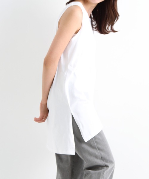 Newlyme(ニューリーミー)の「サイドスリットインナータンクトップ(タンクトップ・レディース・ホワイト/ブラック・MEDIUM/LARGE)」の20枚目の写真