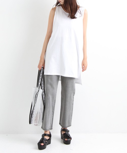 Newlyme(ニューリーミー)の「サイドスリットインナータンクトップ(タンクトップ・レディース・ホワイト/ブラック・MEDIUM/LARGE)」の21枚目の写真