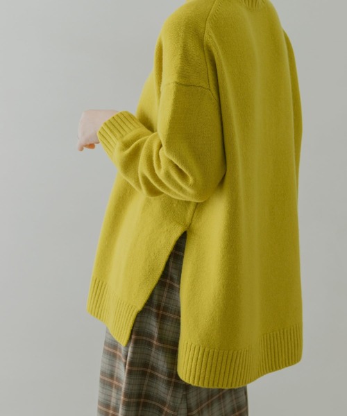 F by ROSSO（エフバイロッソ）の「F by ROSSO　ハミルトンラムズウールサイドスリットニット（ニット/セーター・レディース・アイボリー/モカ/イエロー系その他/オリーブ・FREE）」の5枚目の写真
