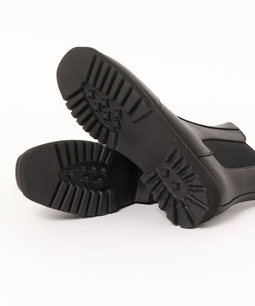 Lugnoncure（ルノンキュール）の「サイドゴアブーツ（ブーツ・レディース・ブラック/ベージュ・MEDIUM/LARGE）」の4枚目の写真