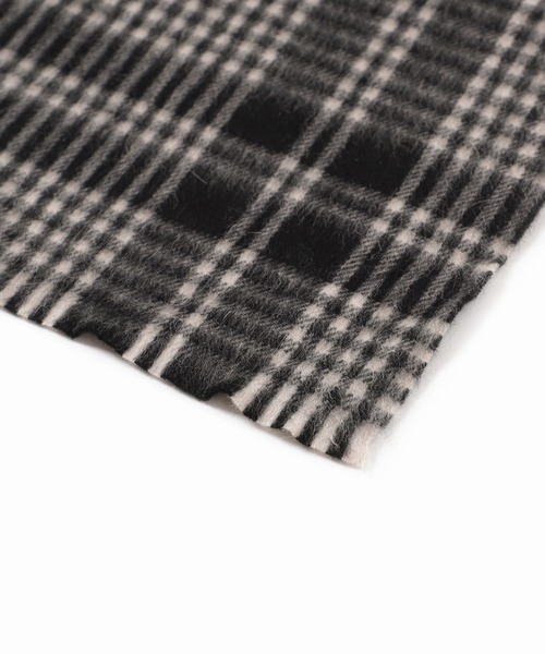 IENA（イエナ）の「【BEGG＆CO/ベグアンドコー 】LAMSWOOL ANGORA ストール◆（ストール/ショール・レディース・ブラック系その他/グレー系その他・FREE）」の9枚目の写真