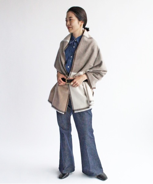 IENA（イエナ）の「【BEGG＆CO/ベグアンドコー 】LAMSWOOL ANGORA ストール◆（ストール/ショール・レディース・ブラック系その他/グレー系その他・FREE）」の16枚目の写真