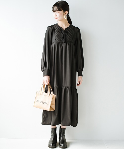 haco!(ハコ)の「重ね着して長ーーい季節着られる&大人もルンとできちゃう!キルティングがかわいいワンピース by que made me(ワンピース・レディース・ブラック/ベージュ・SMALL/MEDIUM/LARGE/X-LARGE)」の2枚目の写真