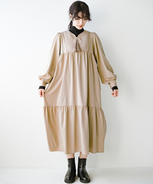 haco!(ハコ)の「重ね着して長ーーい季節着られる&大人もルンとできちゃう!キルティングがかわいいワンピース by que made me(ワンピース・レディース・ブラック/ベージュ・SMALL/MEDIUM/LARGE/X-LARGE)」の10枚目の写真