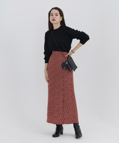 TINA：JOJUN（ティーナジョジュン）の「クルーネック ニット TINA：JOJUN（ニット/セーター・レディース・ブラック/ピンク/オレンジ/ブルー・M）」の2枚目の写真