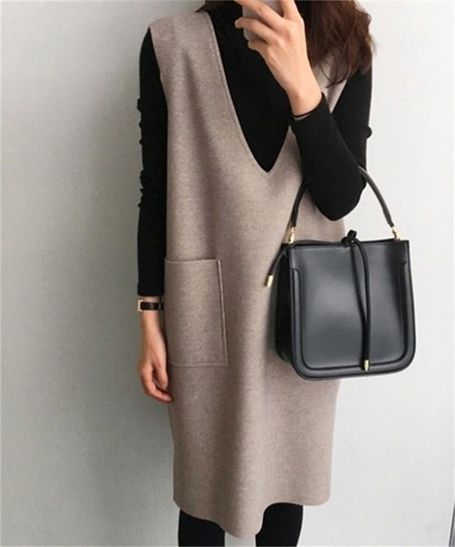 AMELY（エミリー）の「Vネックジャンパースカート（ジャンパースカート・レディース・チャコールグレー/ブラック/グリーン/ブルーグレー/グレー/ブラウン/グレー系その他・L/M）」の22枚目の写真