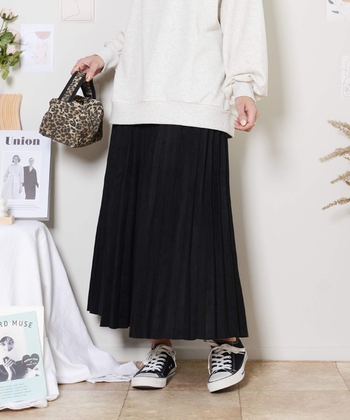 shopnikoniko(ショップニコニコ)の「プリーツスカート(スカート・レディース・ベージュ/ブラック/クリーム/ダークグレー・フリー)」の2枚目の写真