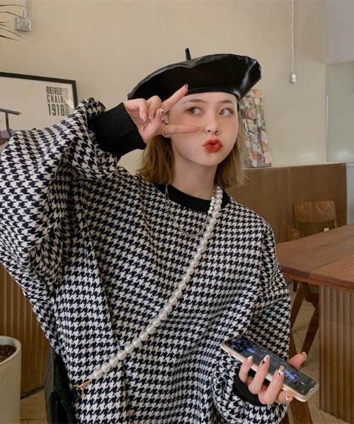 KOR（ケーオーアール）の「千鳥格子　ビッグシルエットプルオーバー（スウェット・レディース・ブラック/イエロー・FREE）」の14枚目の写真