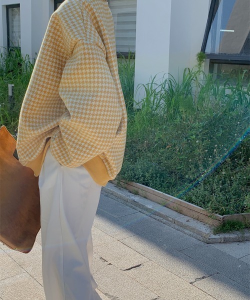 KOR（ケーオーアール）の「千鳥格子　ビッグシルエットプルオーバー（スウェット・レディース・ブラック/イエロー・FREE）」の16枚目の写真